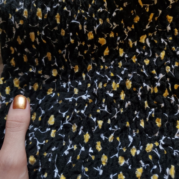 Topshop floral short sleeved crop top - Picture 4 of 5